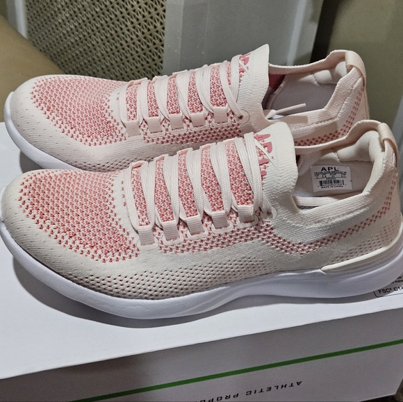 APL - Picture 4 of 4